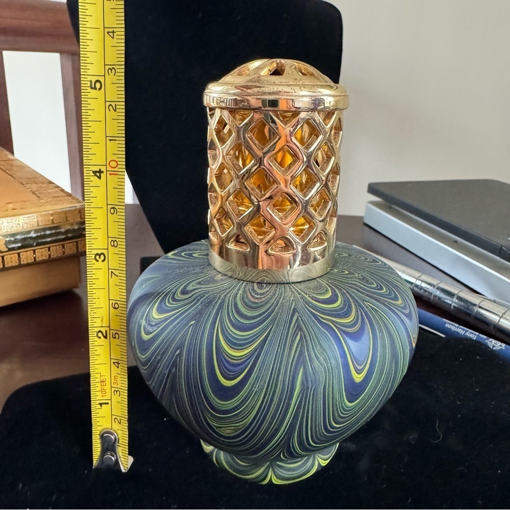 La Tee Da home fragrance lamp large glass tapered lattice crown grey multi - Picture 9 of 14